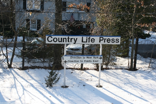 country_life_press12