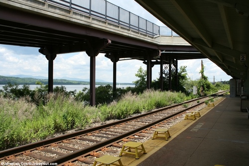 rhinecliff48